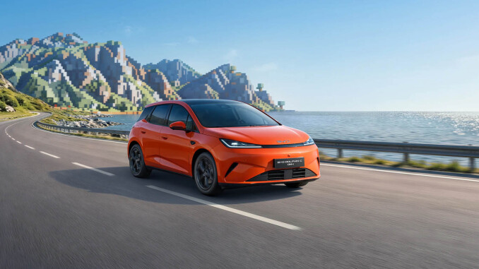 BYD Dolphin G 1.5 DM-i 212 Sport 5dr Auto Hatchback - Image 7